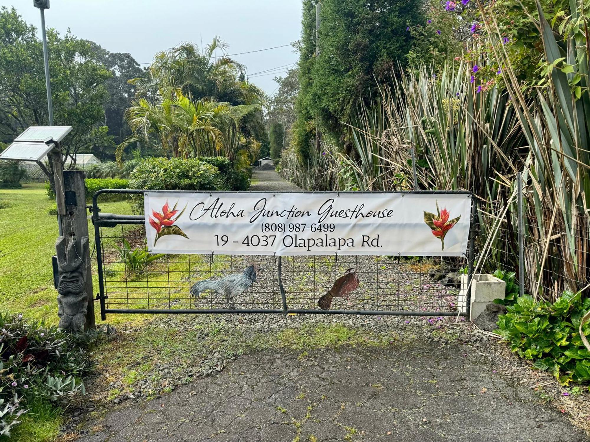 Aloha Junction Bed And Breakfast -Minutes Away From Hawaii Volcanoes National Park Exterior photo